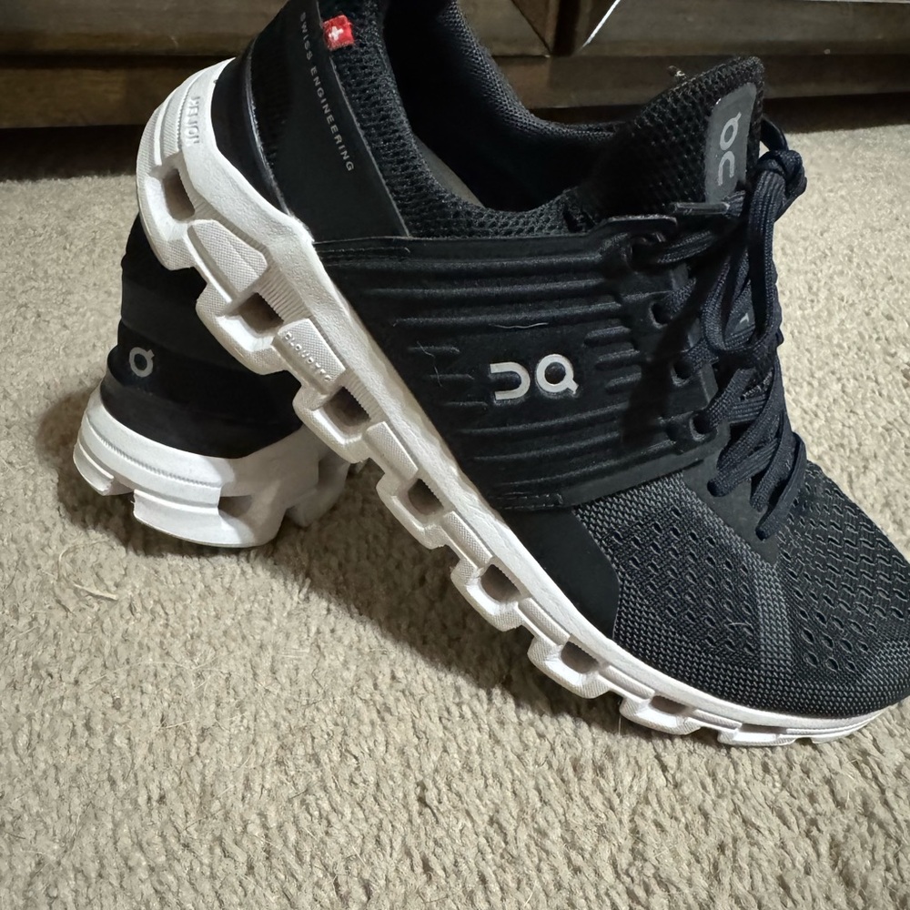 Women’s Oncloud shoes